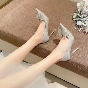 法式水晶鞋2023春秋银色婚鞋水钻蝴蝶结尖头高跟鞋女细跟单鞋