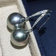 黑珍珠耳环18k金镶钻(金镶钻)大溪地海水珠11-12mm正圆形灰绿色简约款耳钩