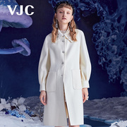 VJC/威杰思秋冬女装米白羊毛中长款大衣钉珠娃娃领外套