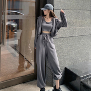 秋冬运动风三件套装，女连帽卫衣外套，修身短款吊带高腰宽松哈伦裤潮