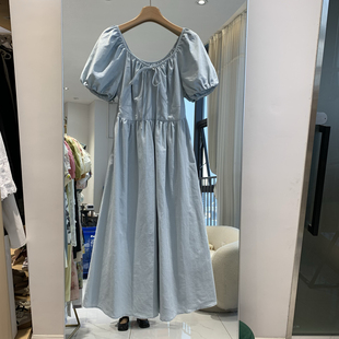 韩系天蓝色U型领连衣裙女2024夏季气质宽松素雅显瘦长裙