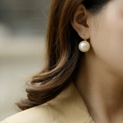 LEZI 简约大珍珠耳扣式耳环 法式经典INS设计款 欧韩时尚百搭款