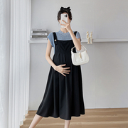 孕妇连衣裙套装黑色显瘦背带裙+针织，镂空短袖两件套韩版套装