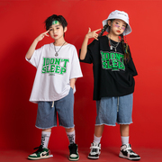 儿童街舞潮服男童嘻哈牛仔短裤套装女童hiphop练功表演出服装夏季