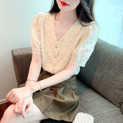 2023夏季韩版V领花瓣装饰小众设计感甜美短袖雪纺衬衫上衣女