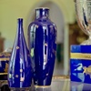 两款选法国皇家瓷窑塞弗尔Sevres帝王蓝釉古董款鎏金花瓶