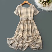 夏季  设计感足  清新气质格子系列上衣+半身裙+连衣裙