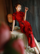 红色旗袍2021年改良版连衣裙，复古中国风，长款女敬酒服新娘秋季