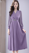 紫色v领长袖醋酸面料，连衣裙女秋冬季蓝色，钉珠长款收腰显瘦a字裙