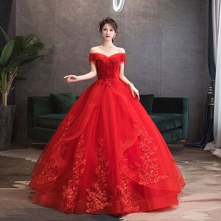 一字肩婚纱2024春季礼服，新娘齐地显瘦蓬蓬裙网红红色主婚纱