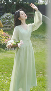 法式超仙气质v领空气，感轻纱连衣裙女夏季欧式田园风果绿色长裙子