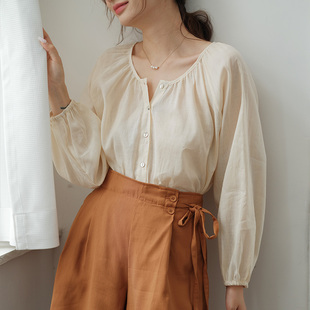 春法式复古棉麻气质灯笼袖长袖杏色衬衫设计感薄款纯色衬衣上衣女