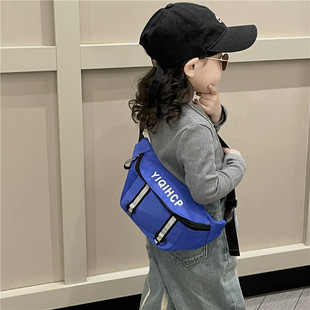 荧光色个性挎包韩式儿童潮酷包包出游小男孩帅气运动女童胸包便携