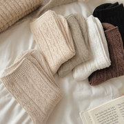 秋冬竖条麻花纹羊毛袜子女加厚日系韩国纯色羊绒堆堆袜保暖中筒袜