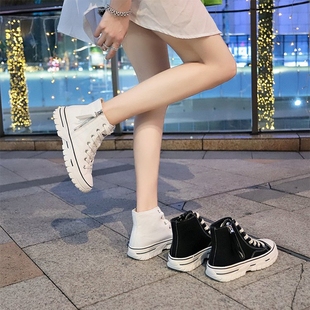 秋季马丁靴女2021厚底增高学生潮鞋休闲英伦风韩版高帮运动鞋短靴