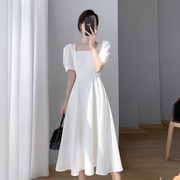 白色连衣裙女夏2024法式复古方领收腰显瘦气质赫本风长款裙子