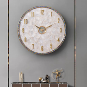 现代轻奢黄铜挂钟客厅贝壳，创意壁钟大厅高端静音，挂墙钟表简约挂表