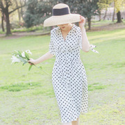 原创设计 法式优雅复古白色波点西装领长款连衣裙