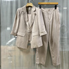 艾AN33-T086商场专卖2024春时尚丽人女装背心显瘦西服三件套裤潮