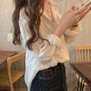 2024春夏装法式钩花镂空蕾丝，宽松白色设计感大码女装韩版衬衫