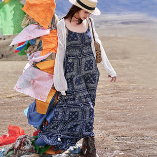 波西米亚连衣裙文艺气质，吊带裙新疆旅游穿搭海边沙滩裙度假长裙女