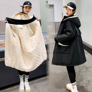 大码孕妇装冬装羊羔绒棉服外套，200斤宽松加绒加厚中长款保暖棉袄