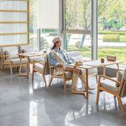 奶茶店餐饮桌椅商用日式简约洽谈实木椅甜品咖啡休闲餐厅沙发卡座