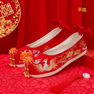婚鞋春夏中式秀禾鞋，红色珍珠流苏，平底古风翘头汉服鞋