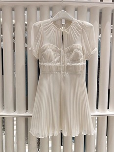 时尚设计感白色雪纺度假裙子2024夏季高级感初恋气质百褶连衣裙女