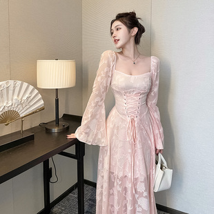 girlsat18粉色性感蕾丝连衣裙，女大码设计感绑带气质，网纱法式长裙