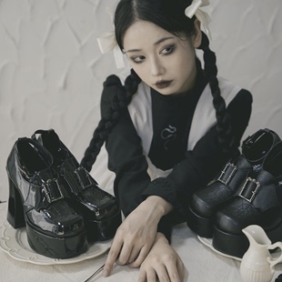 女巫学院哥特厚底制服鞋，蝙蝠原创跟暗黑蛛网亚文化lolita