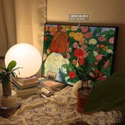 有花的女孩花卉油画风装饰画复古房间床头挂画公寓挂墙摆台画