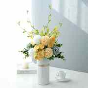 春绿色简约北欧仿真绢花艺，客厅装饰摆件花束餐桌白色陶瓷花卉瓶