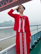 南君蝴蝶结秋装搭配一整套圆领单排扣高级感昭和复古红色套装