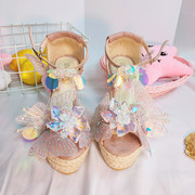 人鱼姬色2020夏季甜美草编坡跟水钻薄纱蝴蝶粉色凉鞋仙女鞋