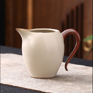 米黄汝窑公道杯可养茶道功夫茶具，陶瓷茶海复古单个分茶器公杯家用