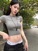 辣妹设计感镂空短袖灰色T恤女夏季小众性感露脐修身别致针织上衣
