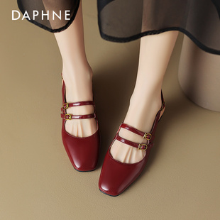 达芙妮包头凉鞋女2024年夏季粗跟真皮复古红色法式玛丽珍女鞋