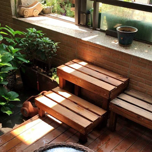 定制实木花架客厅落地式木凳子，户外室内脚踏阳台，单层防腐木盆景置