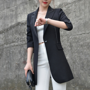 黑色英伦风显瘦外套，女短款2021春秋季韩版复古女装，西装上衣女