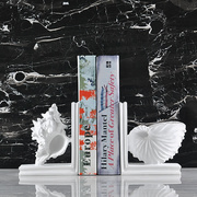 简约现代时尚北欧风哑光白色贝壳海螺书挡书靠摆件家居书房装饰品