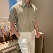 韩版夏季痞帅带口袋宽松短袖男衬衫青年潮流泡泡格子纯色半袖衬衣