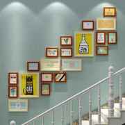 创意实木楼梯照片墙，p现代相墙框墙合楼道，走廊背景墙组面装
