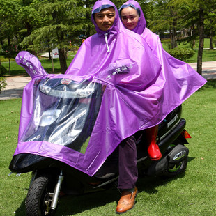 故乡行压胶雨衣披电动摩托车时尚透明超大加厚珠光，膜男女双人骑行