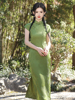 长款绿色旗袍2024春夏新中式国风，改良年轻款，少女连衣裙修身显瘦