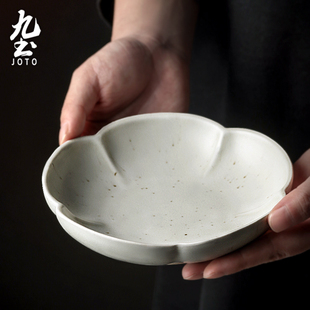 九土日式手工创意花瓣盘个性复古陶瓷，家用汤盘点心盘单个多色可选