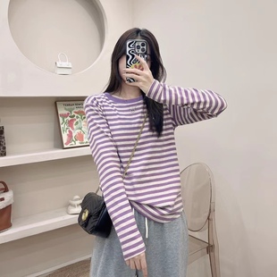 多喜家-紫色条纹长袖T恤女2024秋季设计感显瘦宽松打底衫上衣