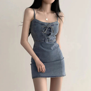韩国chic夏季复古交叉系带，设计感小众收腰显瘦吊带牛仔连衣裙女