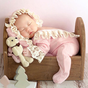 婴儿摄影服装帽子连体衣枕头三件套新生儿月子满月照衣服影楼道具