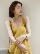 黄色针织吊带背心连衣裙，女夏季小众独特茶歇法式别致惊艳绝美裙子